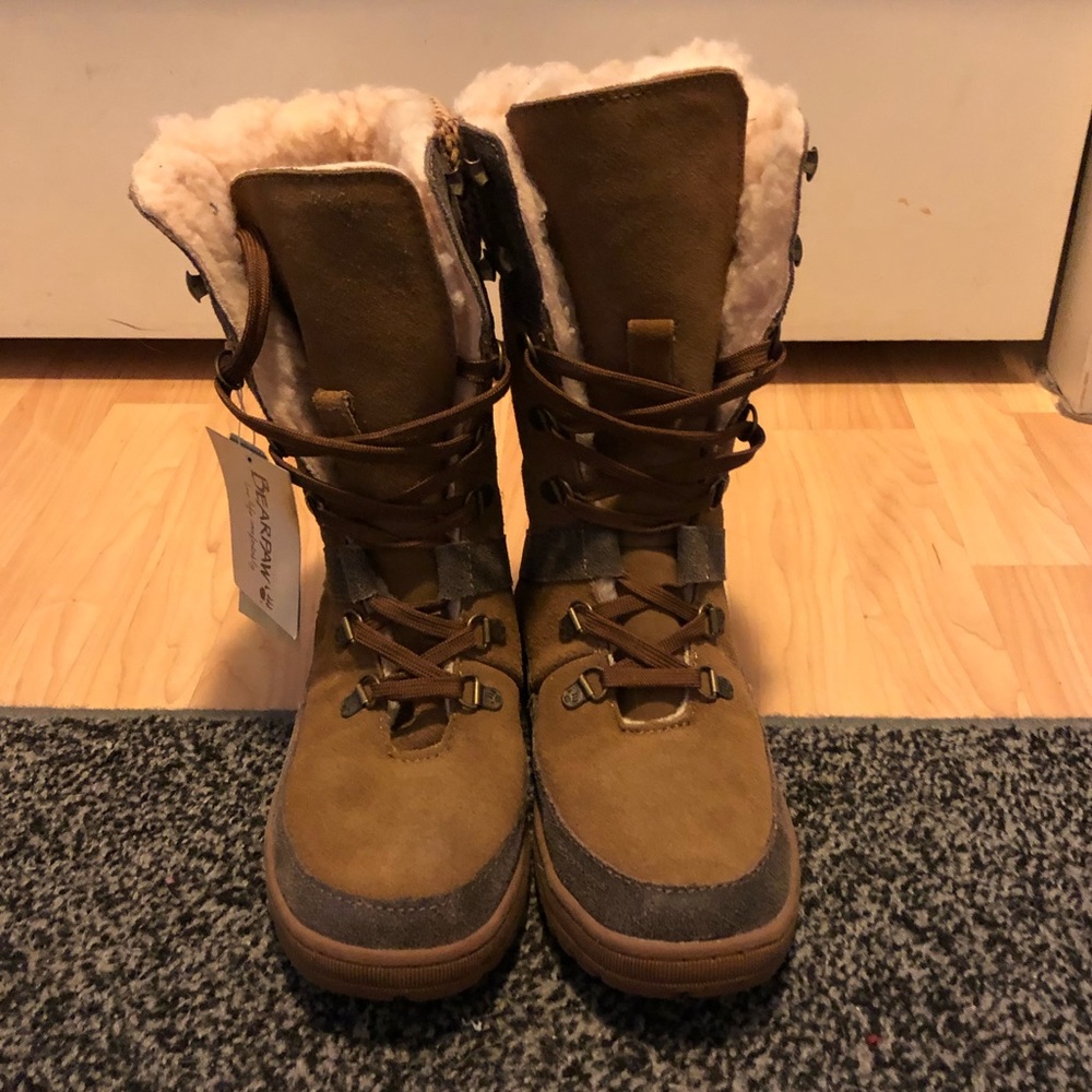 Bearpaw Winter boots